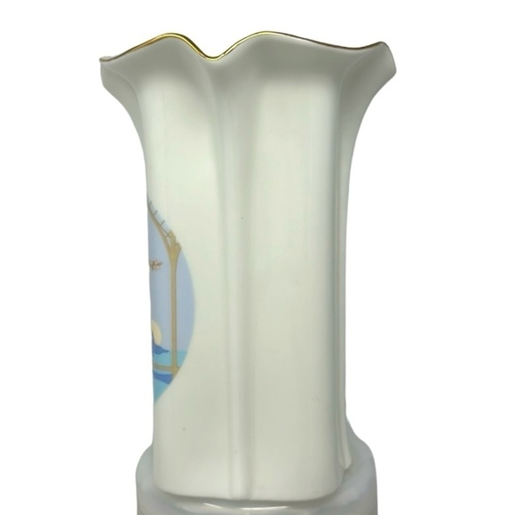 VTG Art Deco Fine Bone China Vase Roaring 20’s Woman Sitting Lake Great Gatsby - Picture 7 of 9